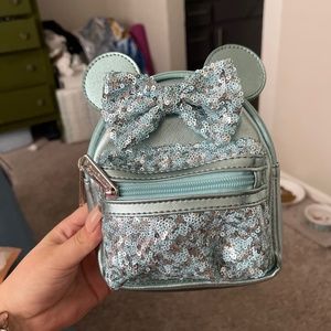 Loungefly Minnie Mouse Arendelle Aqua wristlet